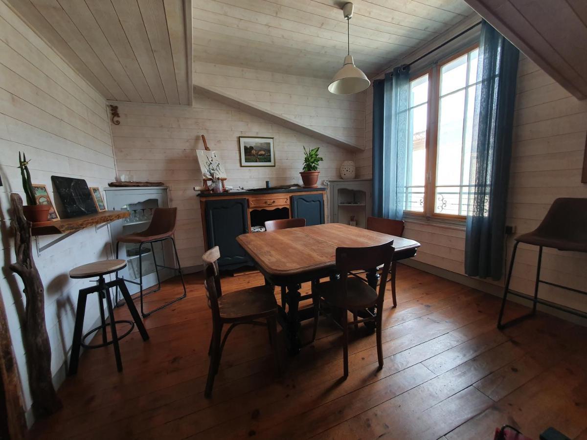 Le Refuge Ceretan, Grand Et Bel Appartement Mansarde En Plein Centre Εξωτερικό φωτογραφία